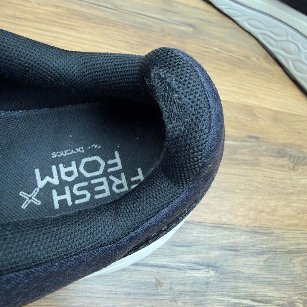 New Balance Fresh Foam X 860 Shoes Womens Size 9D Black Mesh Running Lace Up - Picture 10 of 10